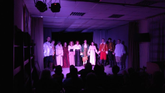 Спектакль театра-студии «Белая маска» прошел в библиотеке № 26