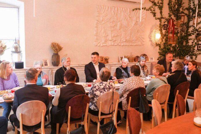 Партийцы Подольска пообщались с родными погибших в локальных конфликтах за пределами России