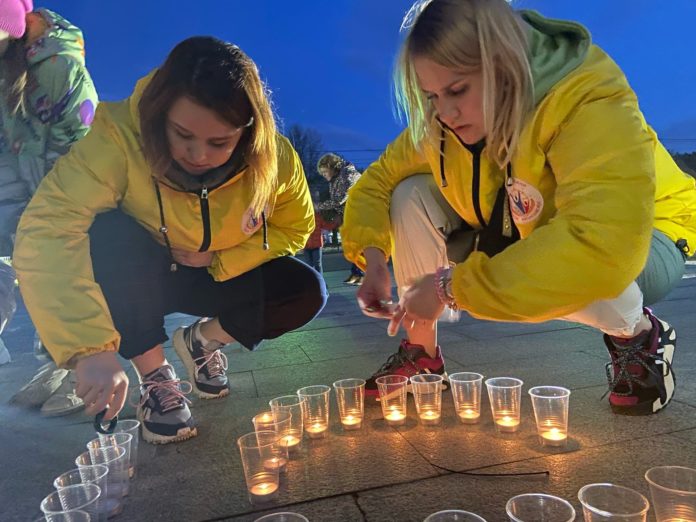 Подольская молодежь приняла участие во Всероссийской акции «Свеча памяти»