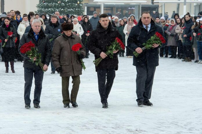 В Подольске почтили память защитников и жителей блокадного Ленинграда
