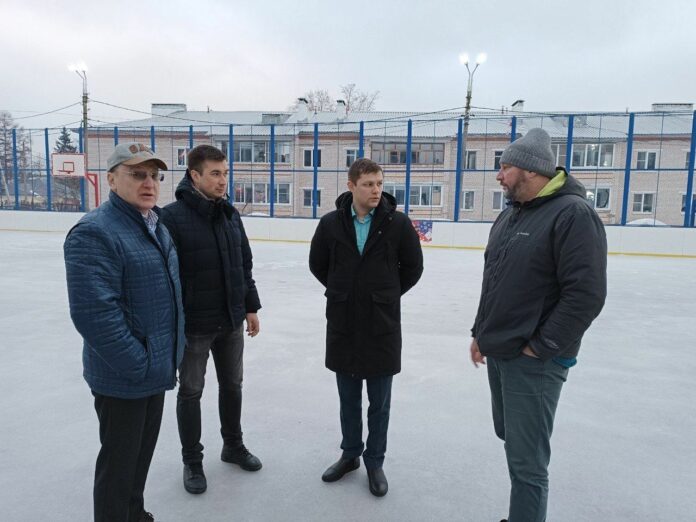 Детский спорт на партийном контроле