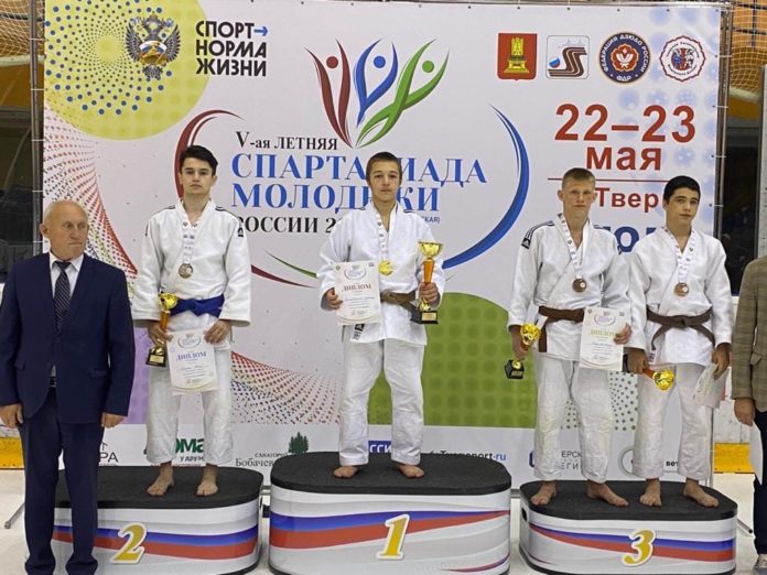 Спортсмен из Подольска занял 1 место на V летней спартакиаде молодёжи России по дзюдо