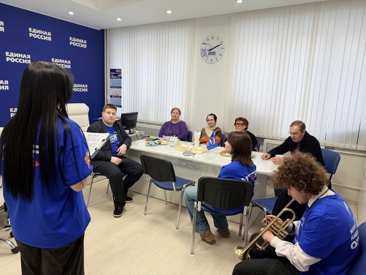 Творческая встреча ветеранов и молодогвардейцев в рамках партпроекта «Старшее поколение»