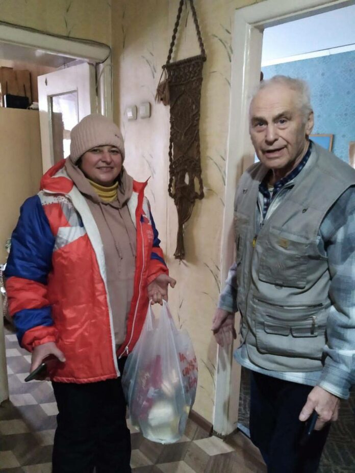 Волонтеры Подольска пришли на помощь жителям