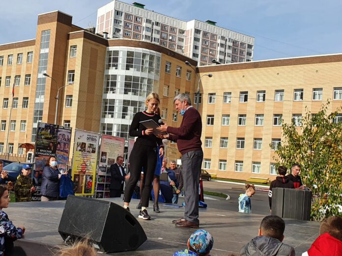 За высокие спортивные достижения Благодарностью главы Городского округа Подольск отмечена жительница микрорайона Кузнечики