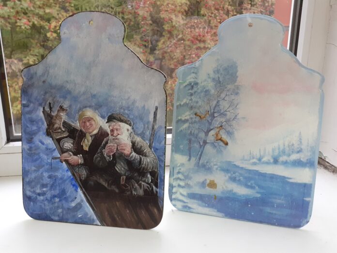 Выставка декоративно-прикладных работ «Цветочные мотивы» открылась