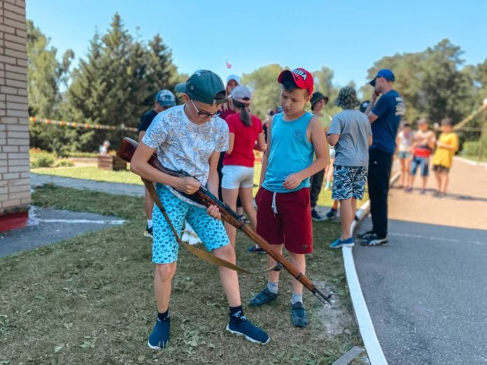 В детском лагере «Мечта» состоялась военная игра «Диверсант»