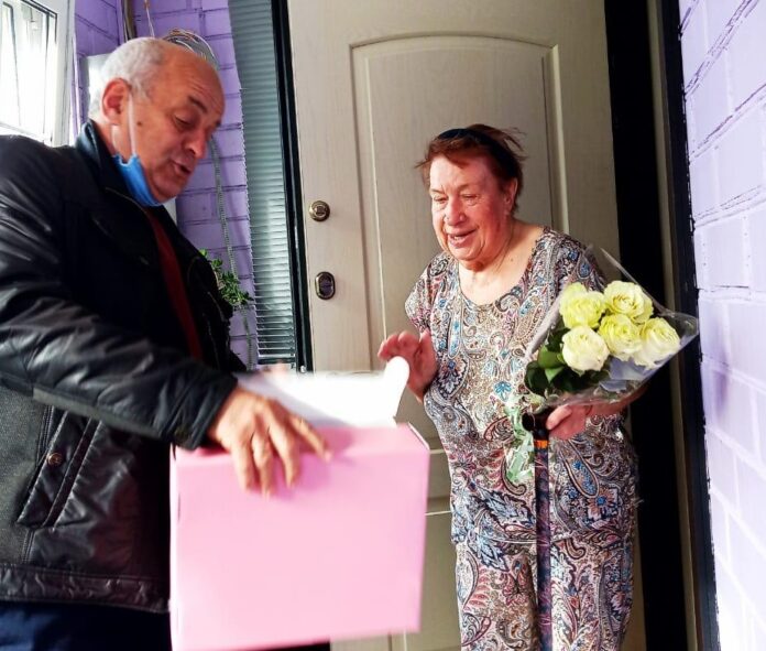 Начальник ТО «Дубровицкий» поздравил с 90-летием труженицу тыла Ираиду Сергеевну Сухову