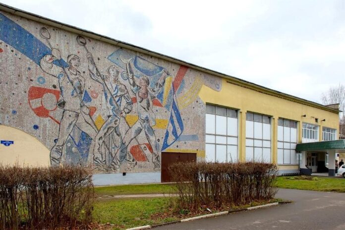 В Доме культуры в микрорайоне Львовский отремонтирован зал хореографии