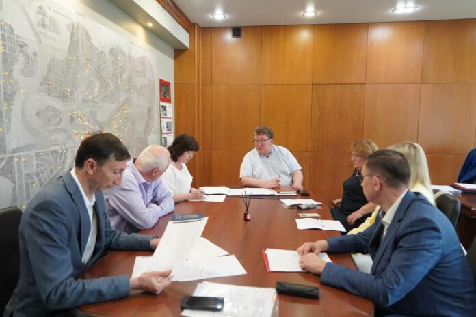 Главврачи подольских больниц отчитались о работе за полгода