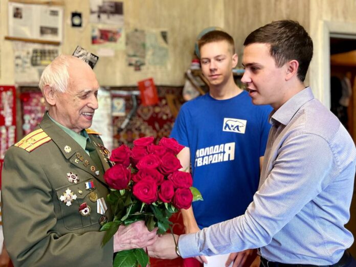 С днем рождения поздравили участника Великой Отечественной войны Николая Ивановича Герасимова