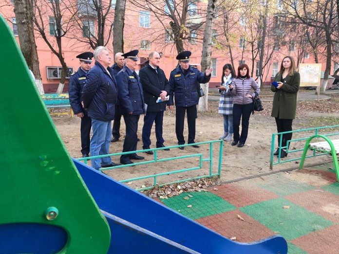 Руководитель Госадмтехнадзора Олег Баженов проинспектировал Подольск