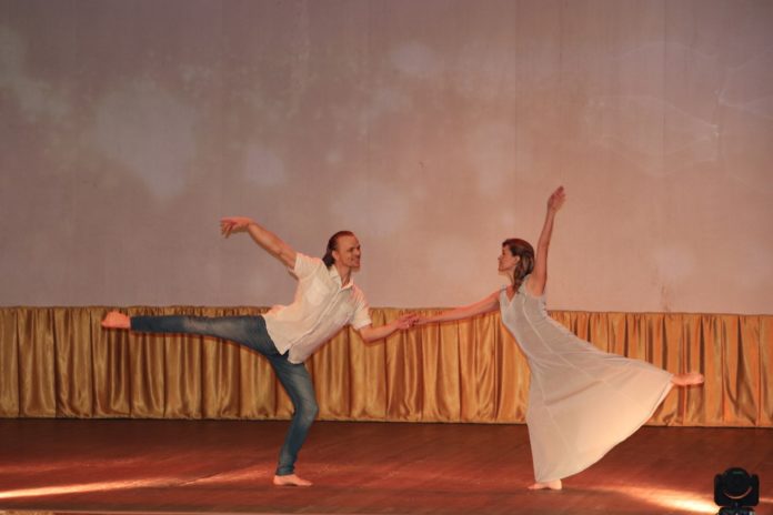 Творческий вечер «Все к нам!» прошёл на сцене ДК «Металлург»