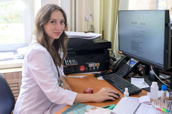 Кадровый состав укрепляется в Подольской детской больнице