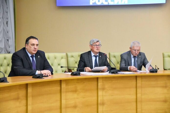 Сегодня состоялось заседание политического совета подольского отделения Всероссийской политической партии «Единая Россия»