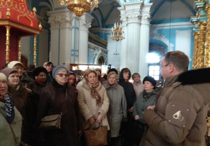 Пенсионеры из Подольска посетили Ново-Иерусалимском монастырь в рамках проекта «Активное долголетие»