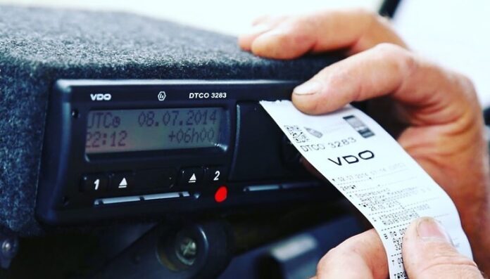 Физлица должны оснастить личный грузовой транспорт тахографами