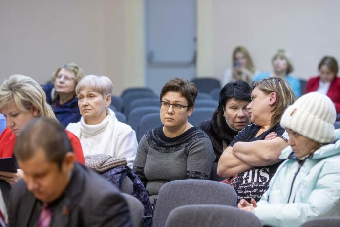 В Подольске продолжаются встречи администрации с жителями на Силикатной-2