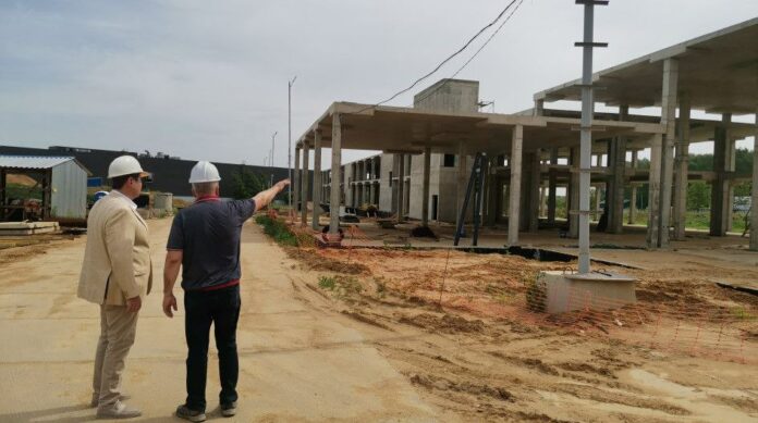 В Подольске провели проверку строительства завода рыбной продукции