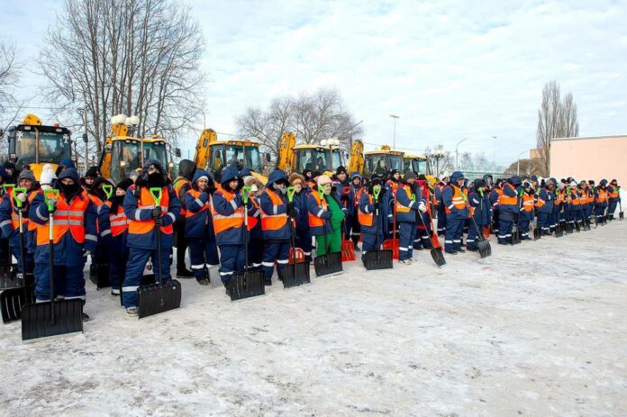 Секретарь подольского отделения партии «Единая Россия» познакомил жителей с новой подрядной организацией «Наш Климовск»