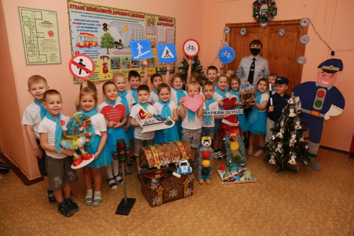 Квест-игра с воспитанниками детского сада «В страну дорожных знаков» состоялась в Подольске