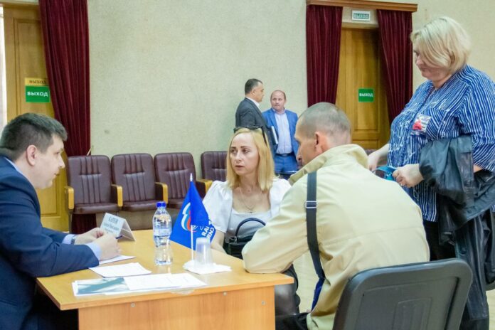 Сегодня прошла «Выездная администрация» в мкр. Климовск