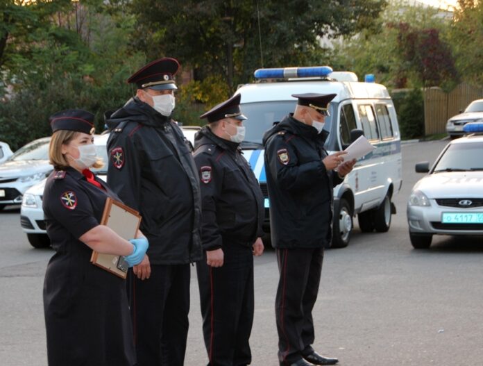 Строевой смотр полицейских состоялся в Городском округе Подольск