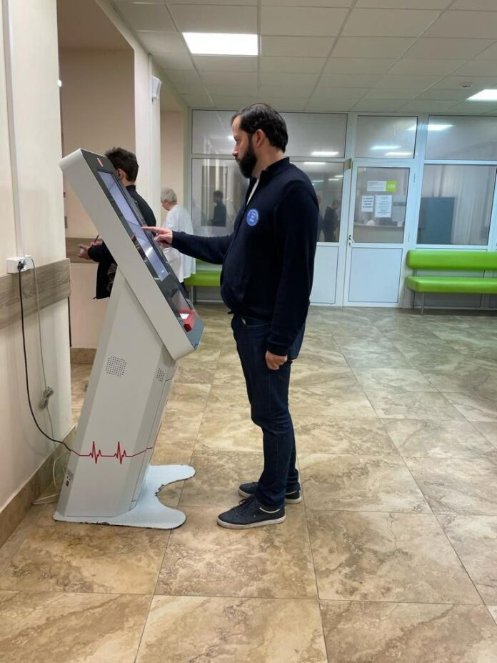 Депутат Виктор Щукин обсудил вопросы здравоохранения с населением нашего округа