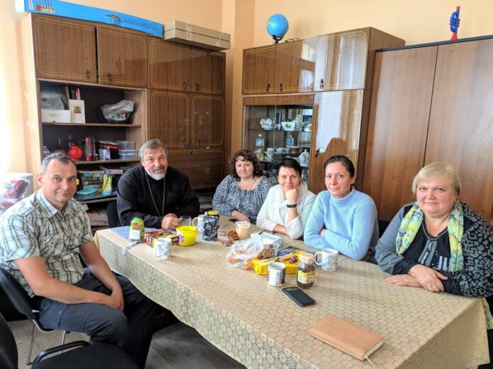 Организацию учебного процесса воскресной школы при храме Иоанна Богослова обсудили по ходу педагогического совета