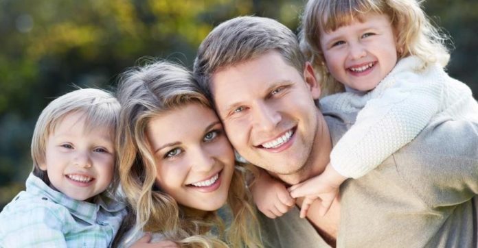 Акцию #СемейнаяТрадиция запустило Федеральное агентство по делам молодёжи ко Дню семьи, любви и верности