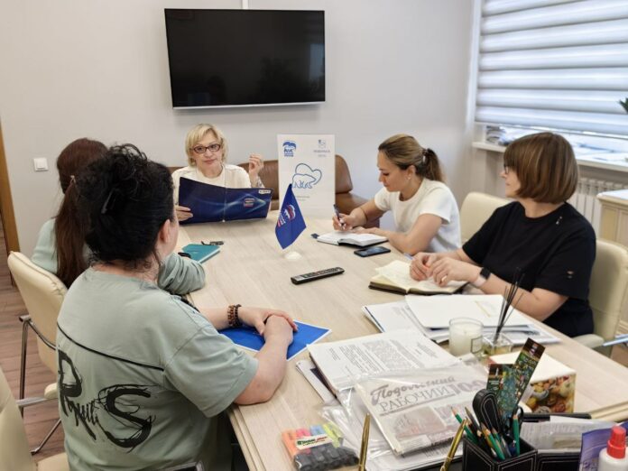 Руководитель фракции «Единая Россия» горсовета Подольска провел встречу с активистами и представителями общественных организаций