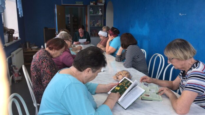 В поселке МИС состоялись посиделки, посвященные «Дню Матери»