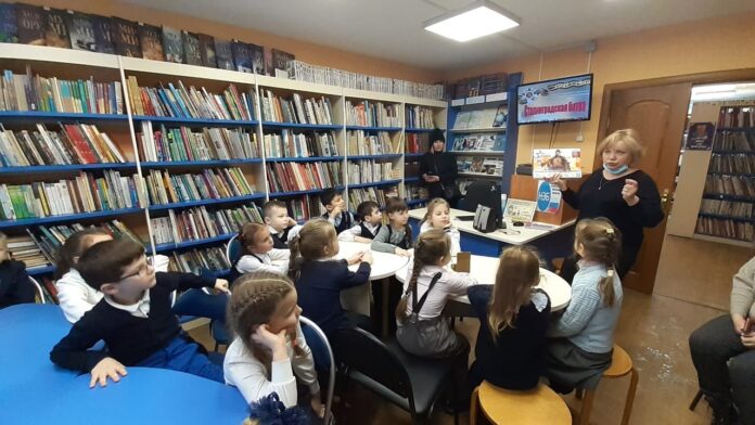 В библиотеке № 6 прошло памятное мероприятие, посвященное Сталинградской битве