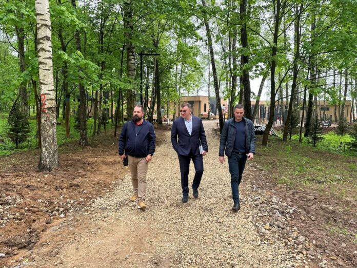 В Городском округе Подольск продолжается строительство лыжероллерной трассы