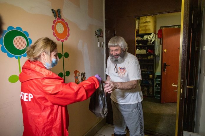 Волонтерский центр ведет активную работу по обращениям жителей