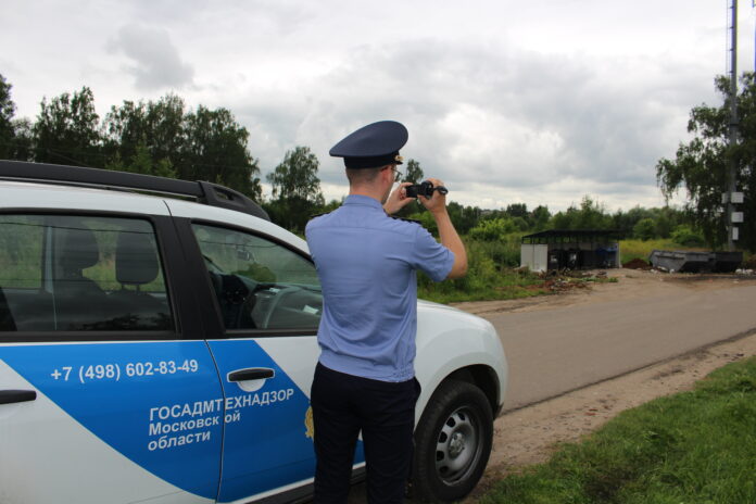 Госадмтехнадзор: 286 объектов вдоль дорог привели в порядок по предписаниям инспекторов в Подмосковье в...