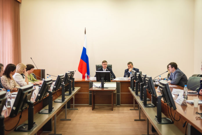 Информируем подольчан: члены Общественного совета при Минпросвещения России обсудили организацию детского отдыха