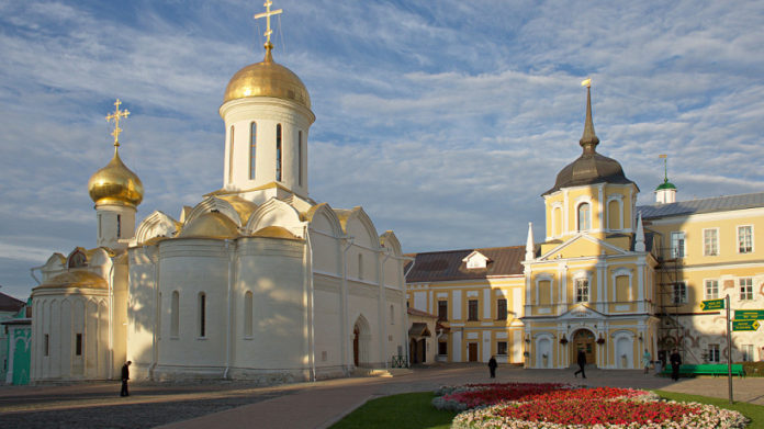 Ограничение на посещение храмов в Подмосковье продлено до 28 апреля