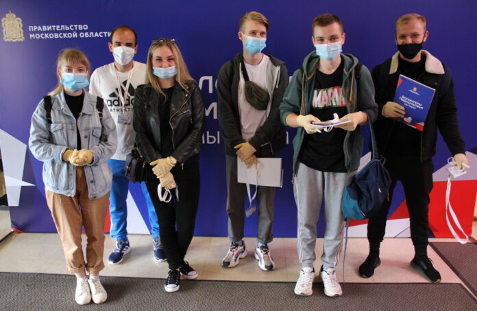 Вниманию подольчан: стартует межмуниципальный форум добровольцев — смена «Волонтеры Подмосковья»