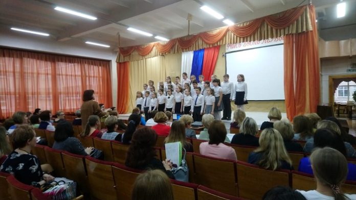 На семинаре в климовской школе № 1 обсудили метапредметное содержание иностранного языка