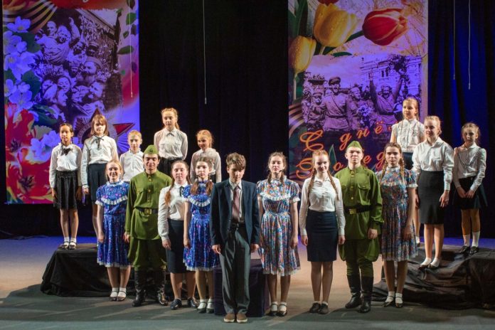 В Подольске прошел Музыкальный спектакль «Мотивы памяти в сердцах у поколений»