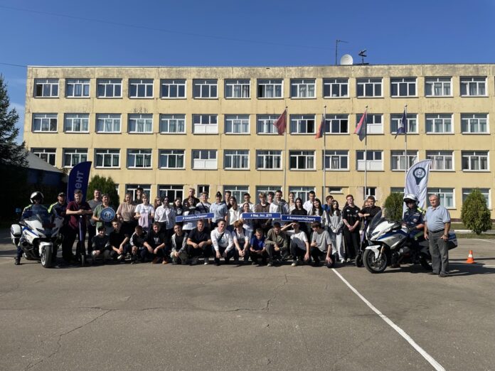 Подольские автоинспекторы и представители кикшеринговых компаний организовали обучающие занятия для студентов