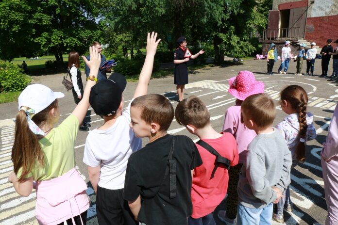 В г.о. Подольск состоялся танцевальный флешмоб в поддержку пеших участников дорожного движения