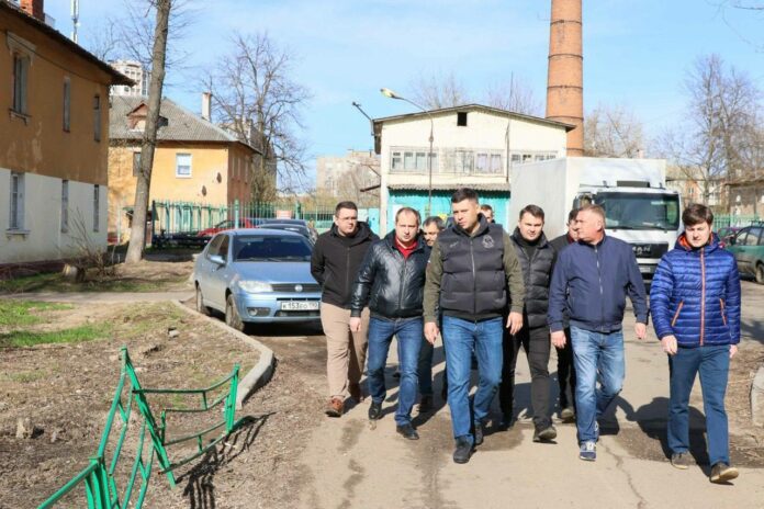 Григорий Артамонов: «Утро субботы начал с обхода мкр. Южный Городского округа Подольск»