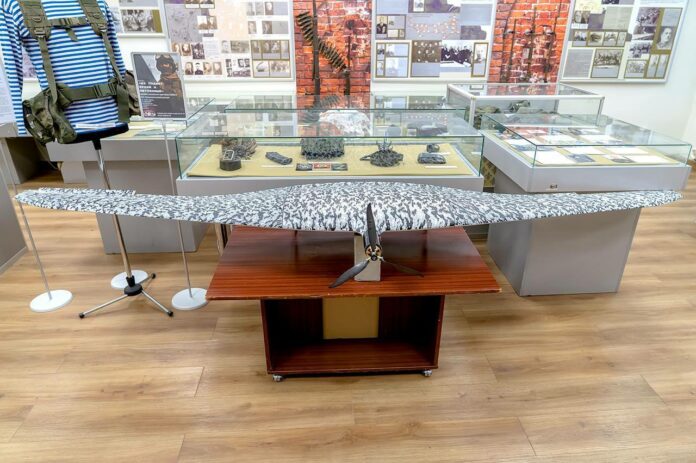 В дар подольскому музею передали беспилотник