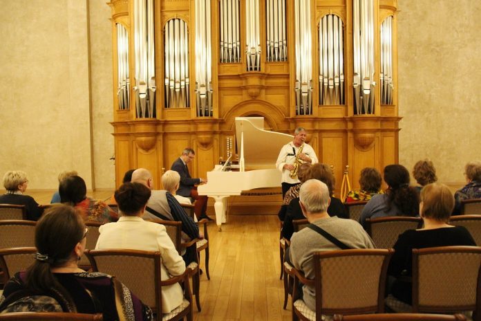 В КПЦ «Дубровицы» прошёл концерт «Джазовые диалоги: Бразилия – Россия»