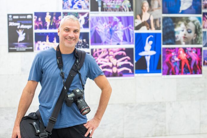 Во ДК «Октябрь» состоялось открытие тематической выставки подольского фотографа Кирилла Шутилина