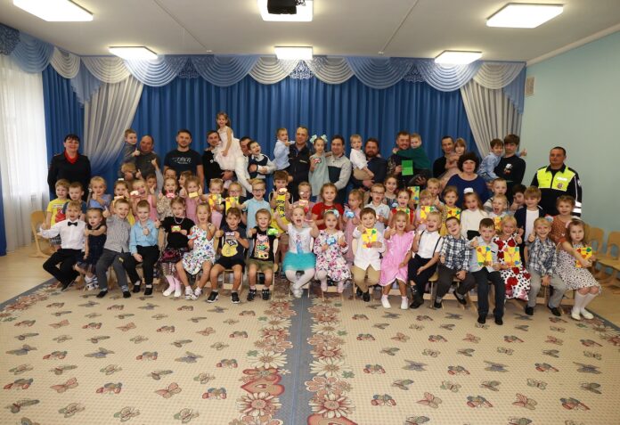 Сотрудники Госавтоинспекции г.о. Подольск  провели акцию в честь Дня отца