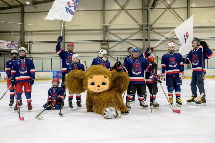 Стартовал первый открытый чемпионат Подольска по специальному хоккею