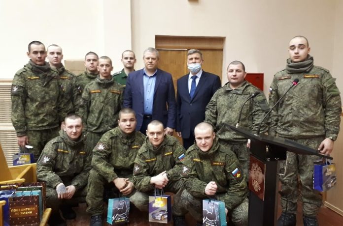 Начальник Подольского управления соцзащиты населения посетил 1586 военный клинический госпиталь